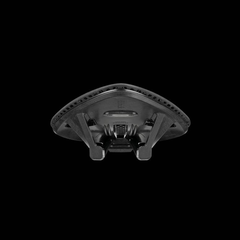 Fizik Transiro Aeris Adaptive R1 long-distance triathlon saddle in black, showing ergonomic design and sleek profile for cycling comfort