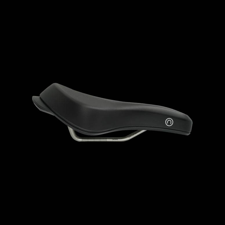 Selle Royal On Open E-Bike saddle with Royalgel™ comfort and waterproof design, showing a close-up of the saddle's padding and waterproof cover.
