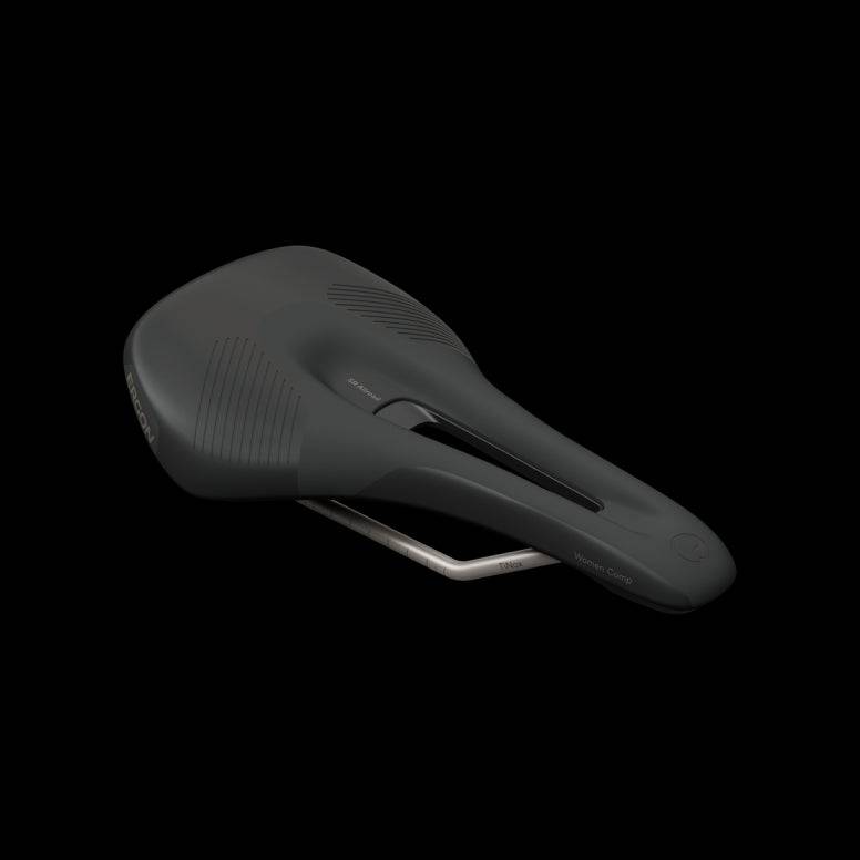 Ergon SR Allroad Comp women’s gravel bike saddle with ergonomic design and comfortable padding, ideal for long-distance cycling.