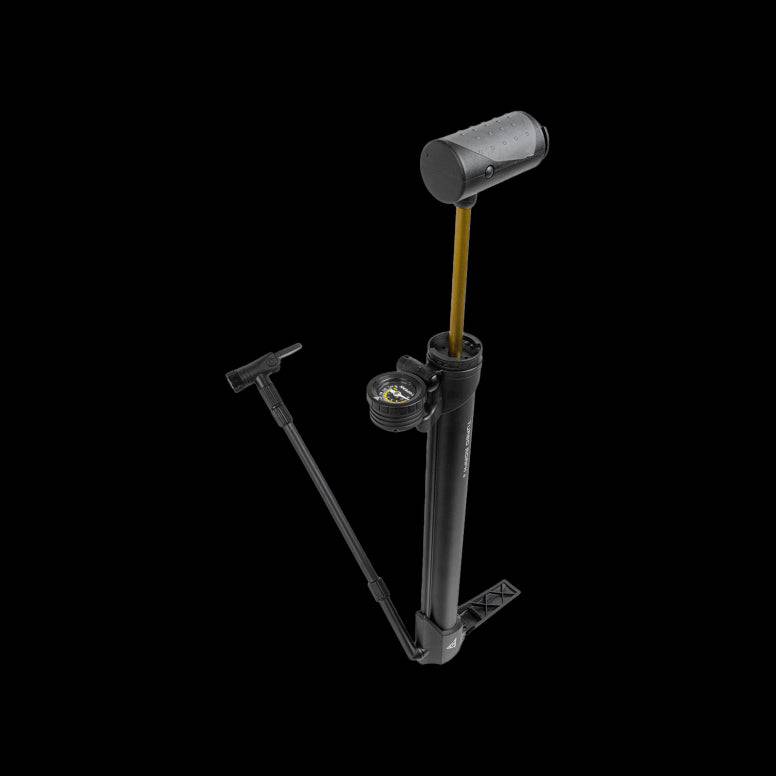 Topeak Turbo Morph bike pump with gauge, black, compatible with Presta, Schrader, and Dunlop valves, for inflating bicycle tires.