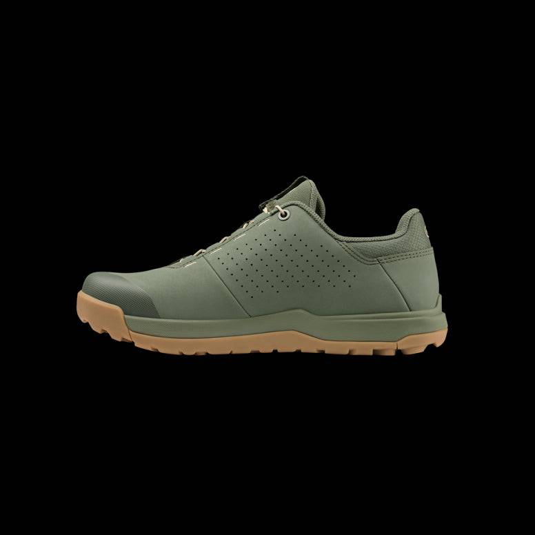 Crankbrothers Mallet Trail Speed Lace mountain bike shoes with cleats, featuring durable fabric and secure lacing for trail riding.