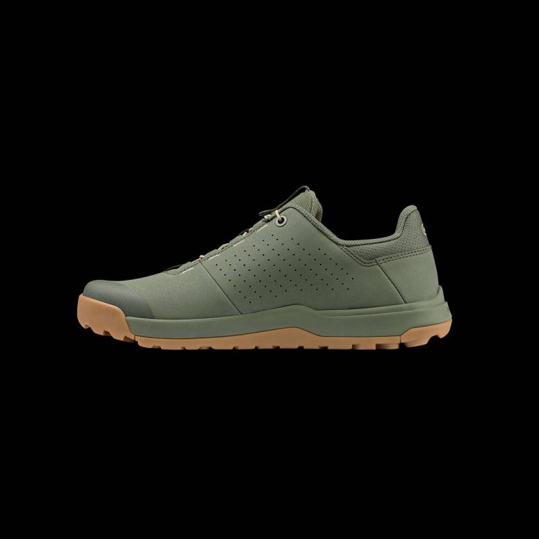 Crankbrothers Stamp Trail Speed Lace mountain bike shoes showing durable grip soles and comfortable, lightweight design.