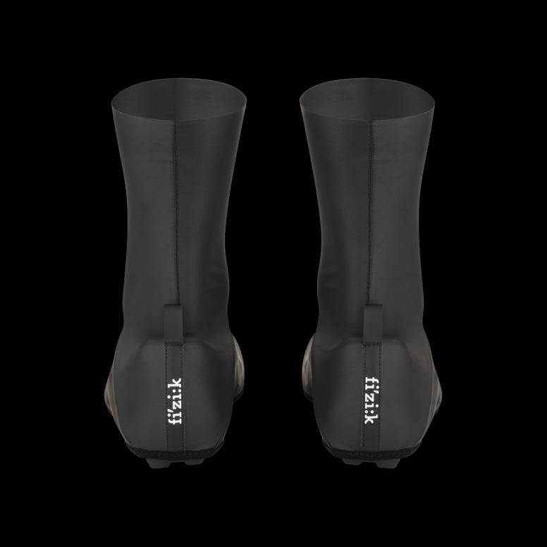 Fizik waterproof cycling overshoes for road and off-road shoes, providing protection and weather resistance during rides.