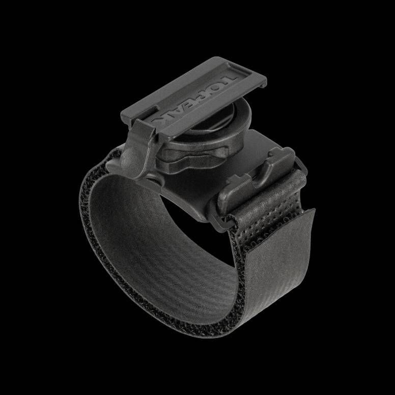 Topeak Ridecase multi-mount bike phone holder attached to a 35-48mm stem, black accessory for cycling navigation and convenience.