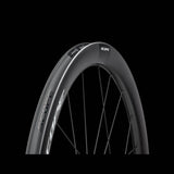 Scope Cycling R4 V2 45mm road wheelset with tubeless-ready aerodynamic wheels, featuring sleek black rims and spokes.