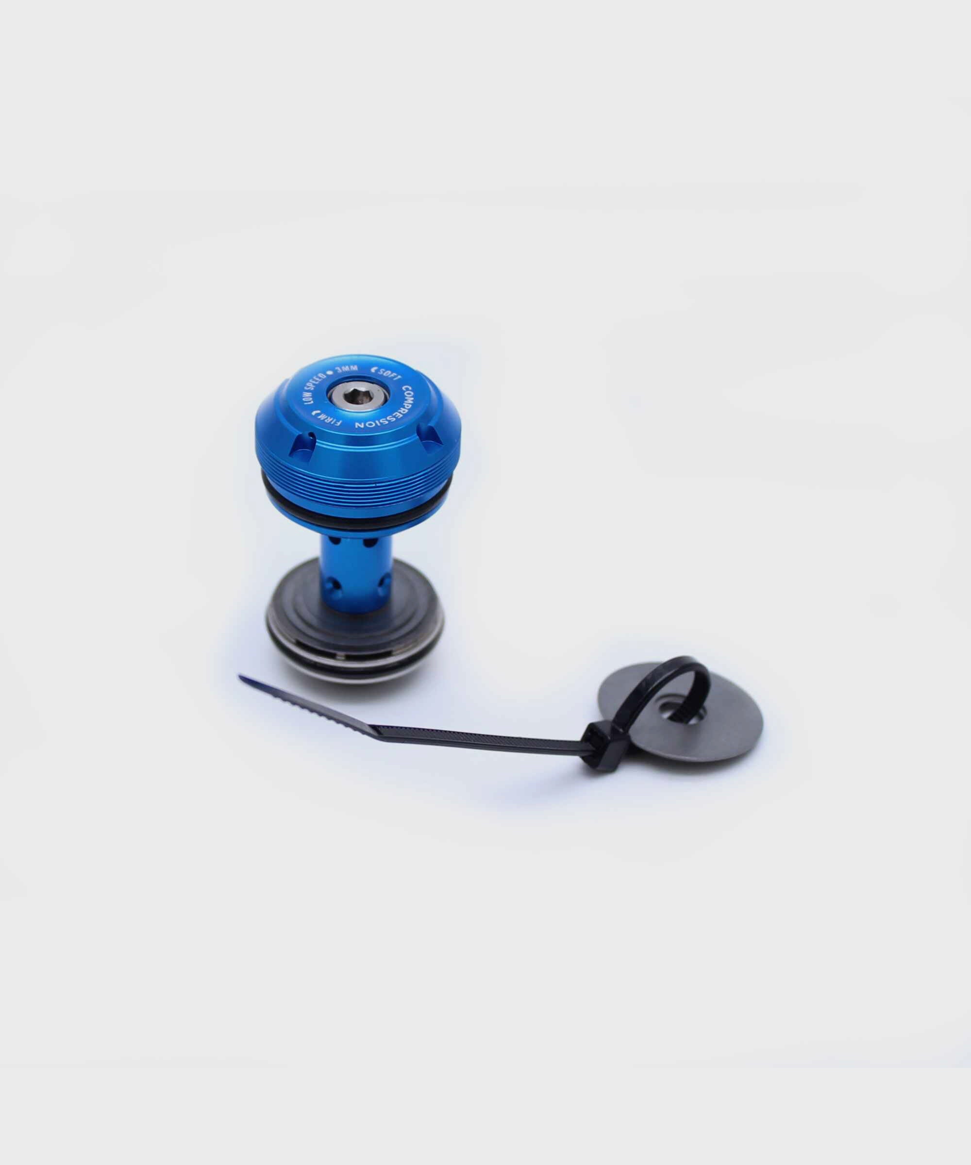 Fox Shock DHX2/Float X2 P-Se compression tuning update kit for mountain bike shocks, includes spare components and accessories.