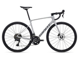Giant Defy Advanced 3 2026 carbon road bike with disc brakes, designed for endurance riding, shown from side view.