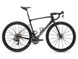 Giant Defy Advanced SL 0 2026 endurance road bike with 700c wheels and disc brakes, shown from side view.