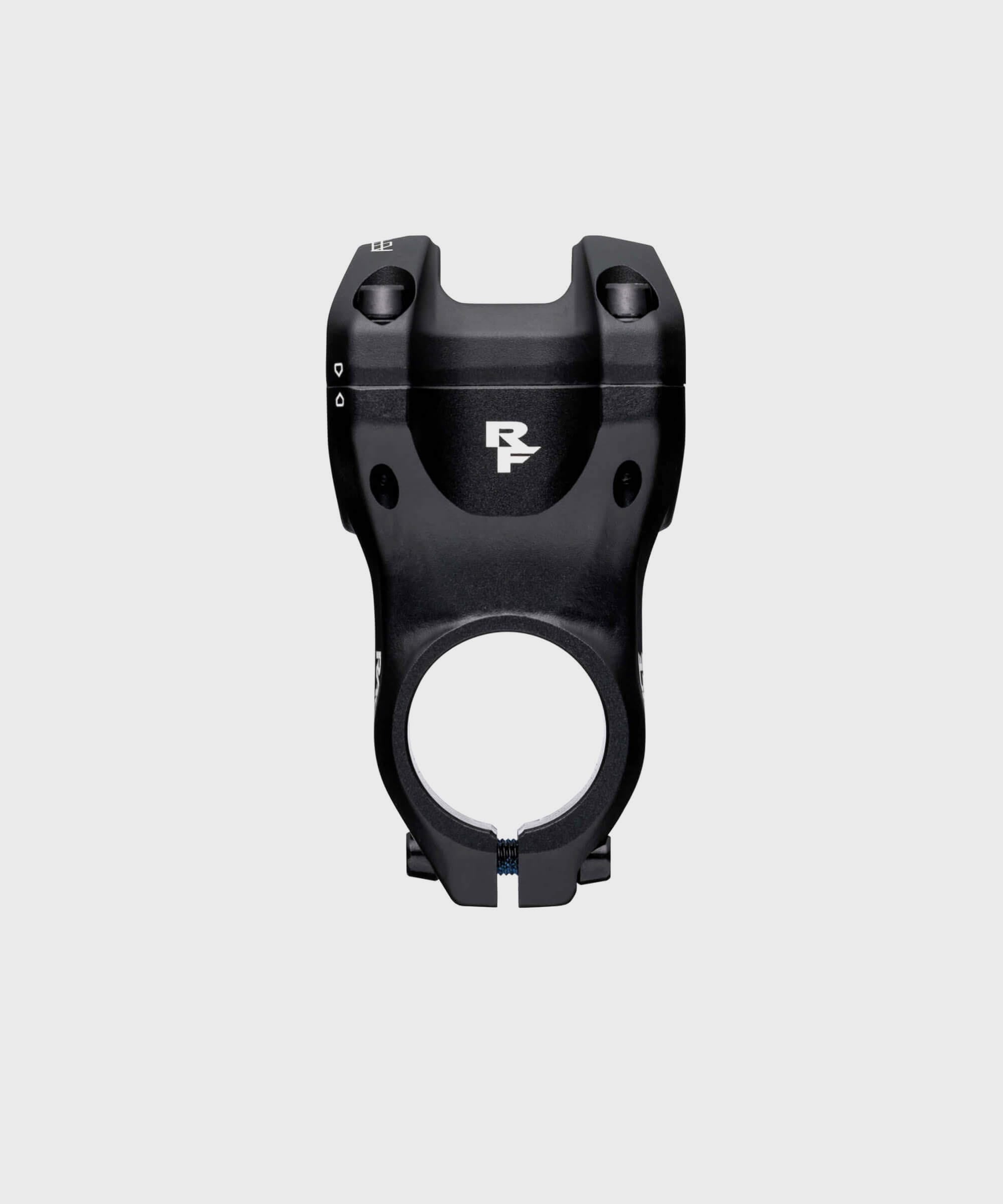 Race Face Aeffect R MTB stem in matte black with 35mm clamp and 1 1/8-inch steerer tube for mountain biking components.