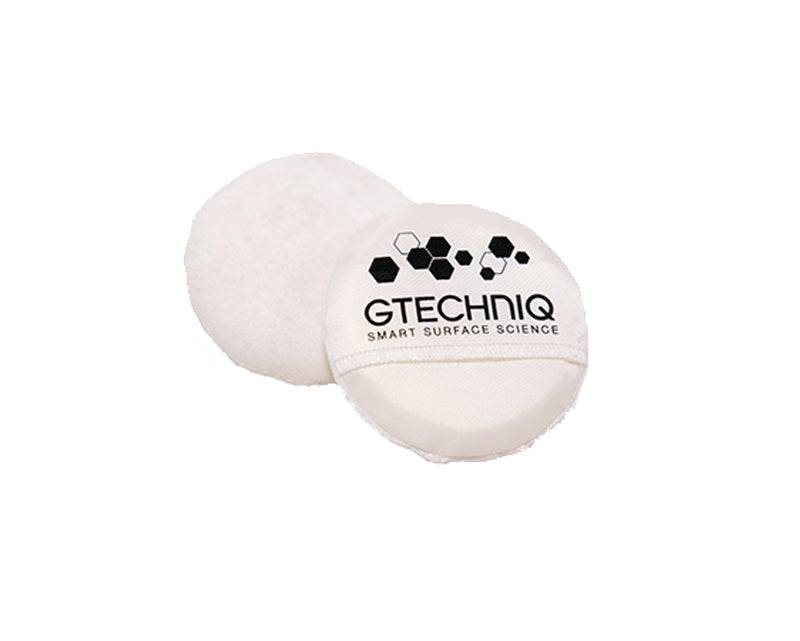 Gtechniq Ultra Soft Foam Microfibre Applicator for precise coating application, workshop use, with soft foam filling for even product application.