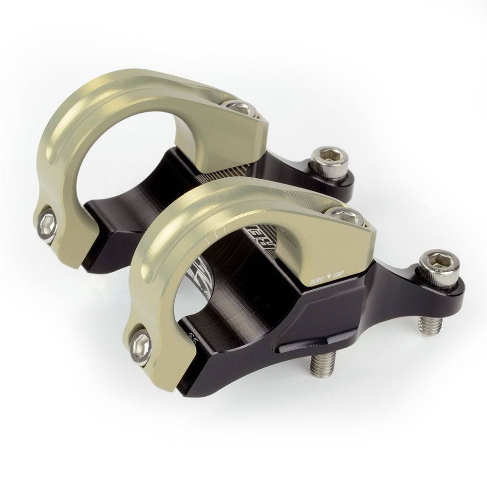 Renthal Integra II direct mount stem with 64mm clamp for downhill racing, showcasing sturdy aluminum construction and clean design.