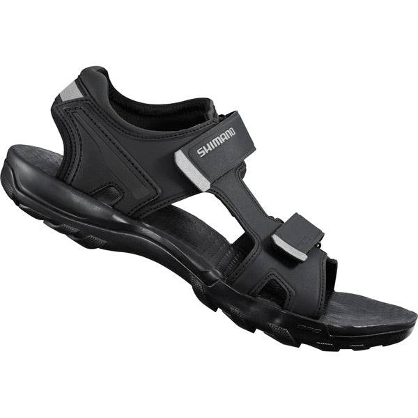 Shimano SD5 unisex SPD MTB shoes in black with textured sole and adjustable straps for efficient power transfer and cycling comfort.