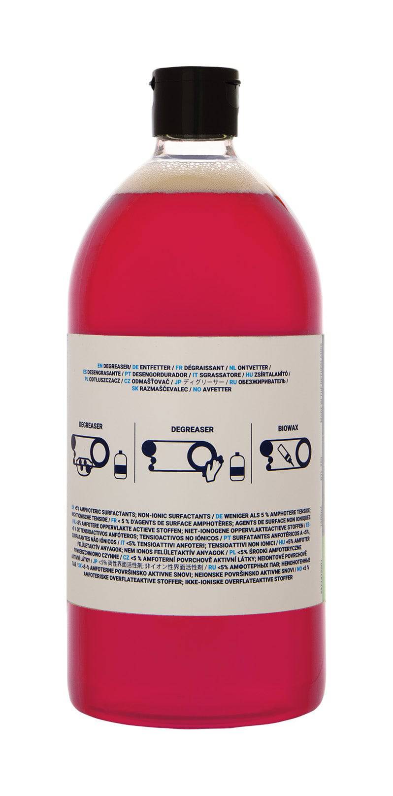 BBB BTL-250 BioDrivetrain Chain Cleaner 1000ml plant-based bike degreaser in a workshop setting.