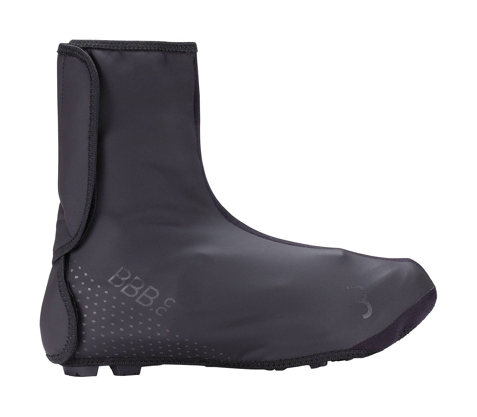 BBB MultiFlex waterproof cycling shoe covers with Velcro closure, designed to protect shoes from rain and wind during rides.