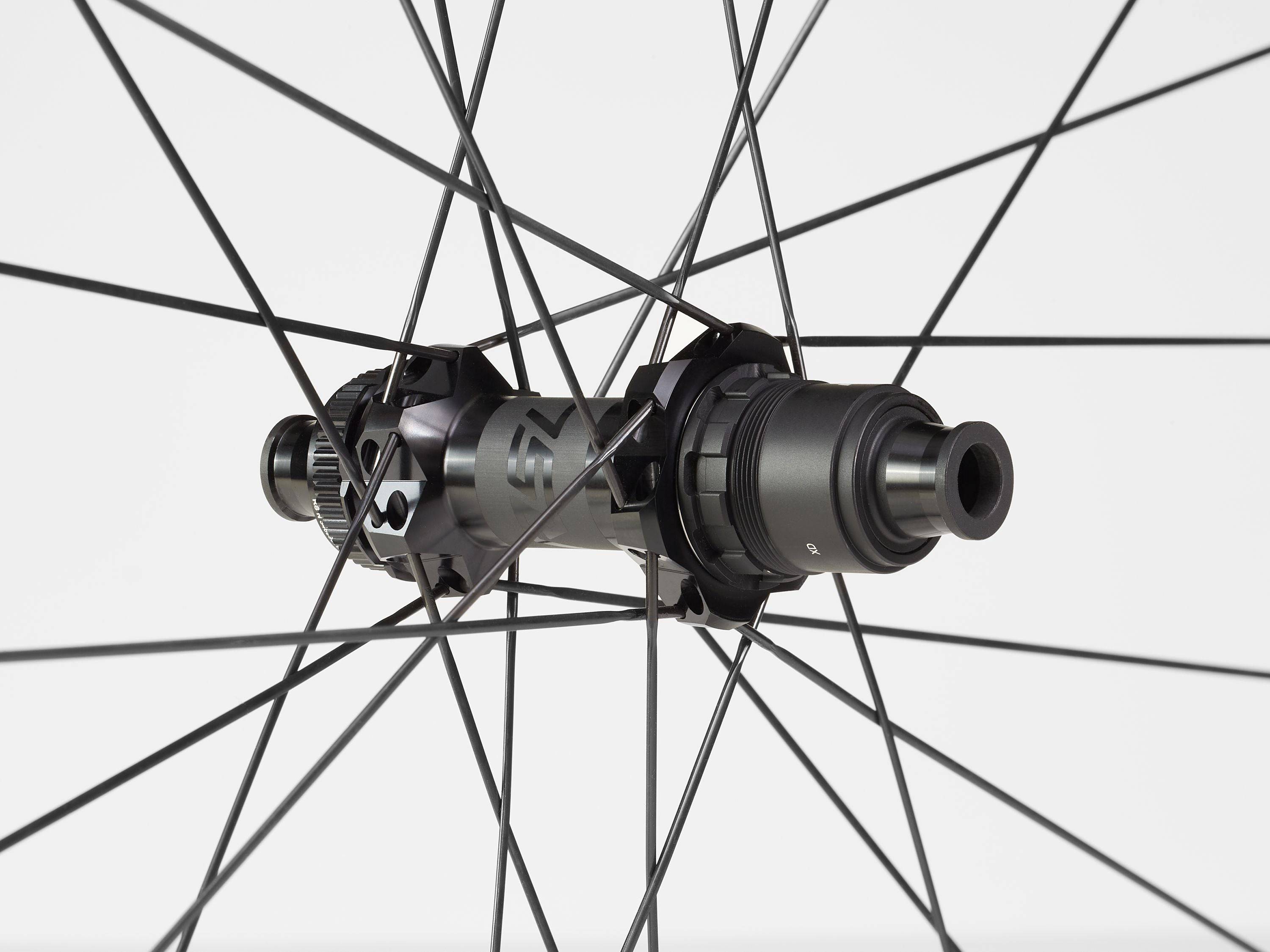 Bontrager Kovee RSL 30 TLR Boost 29 MTB wheel with DT Swiss 240s hubs, showcasing lightweight carbon rims and durable construction