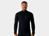 Trek Circuit softshell cycling jacket with fleece lining, windproof and waterproof, designed for outdoor cycling in various weather conditions.