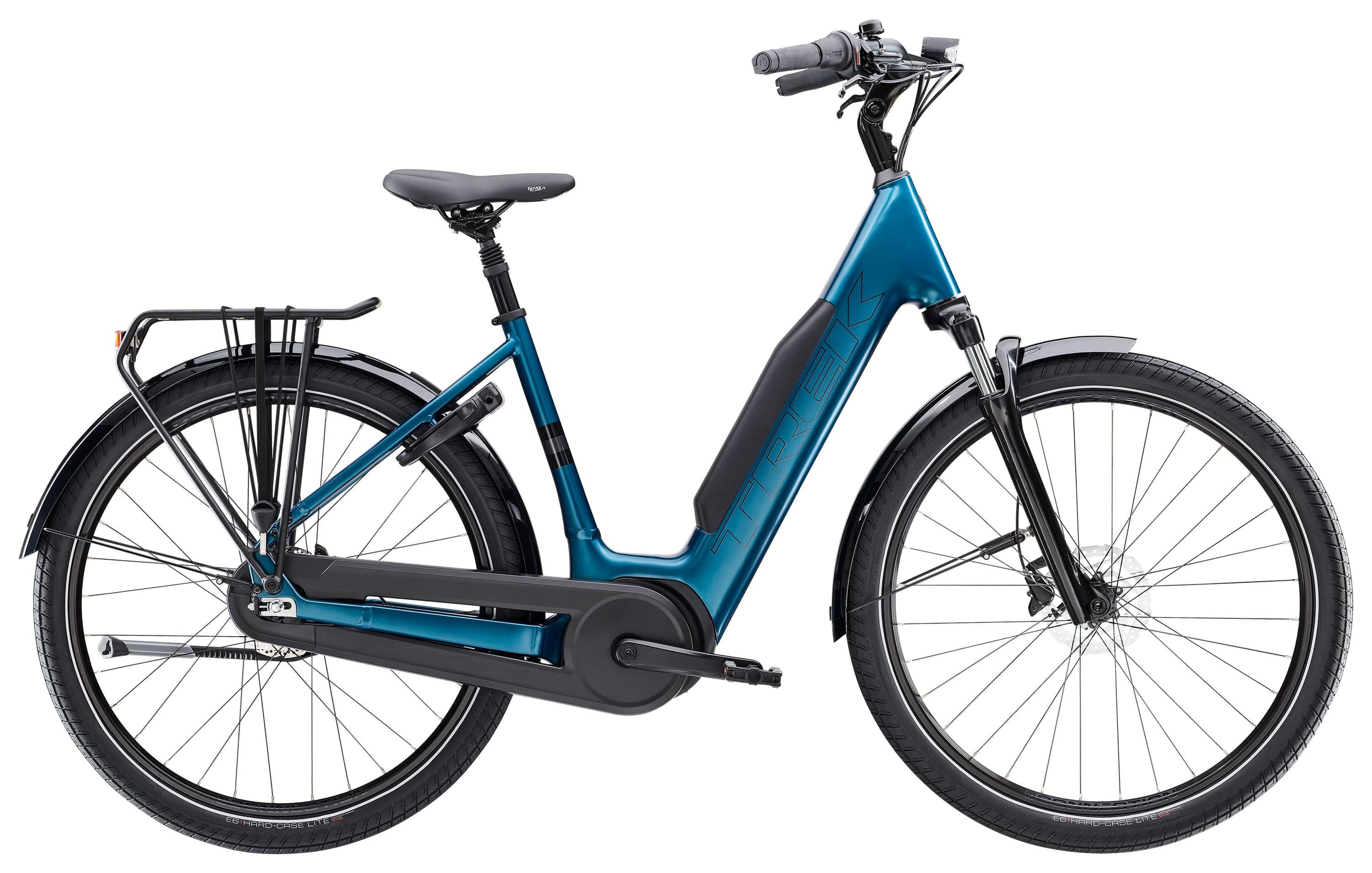 Trek District+ 3 lowstep e-hybrid bike for urban commuting and light trails, featuring an 800Wh battery and sleek frame design.