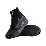 Leatt HydraDri ProFlat 7.0 Boa V26 waterproof cycling shoes with BOA Fit System, showcasing sleek design and secure fit.