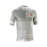 Leatt Endurance 3.0 MTB jersey for men, slim fit, breathable cycling jersey designed for XC and gravel riding.