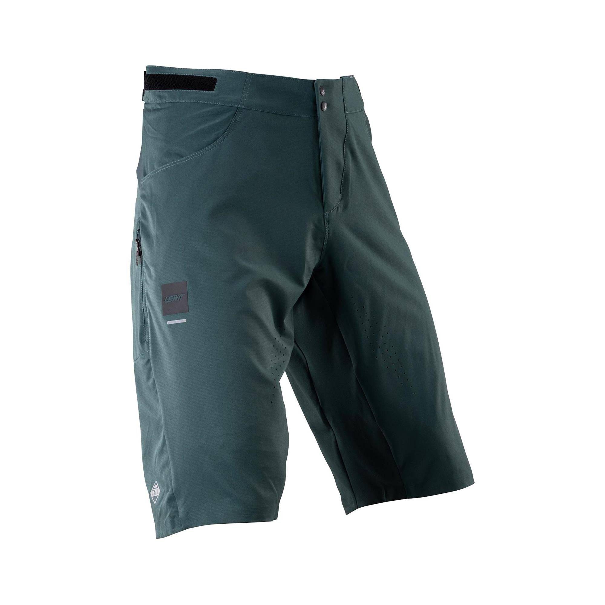 Leatt Trail 2.0 MTB shorts in slim fit with ventilation panels and UPF 50+ protection, designed for mountain biking.