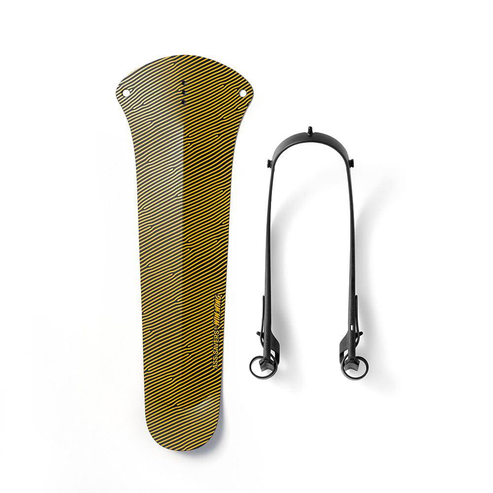 Ass Savers Win Wing 2 gravel bike mudguard attached to tire, designed for tires up to 60mm, easy to install without tools.