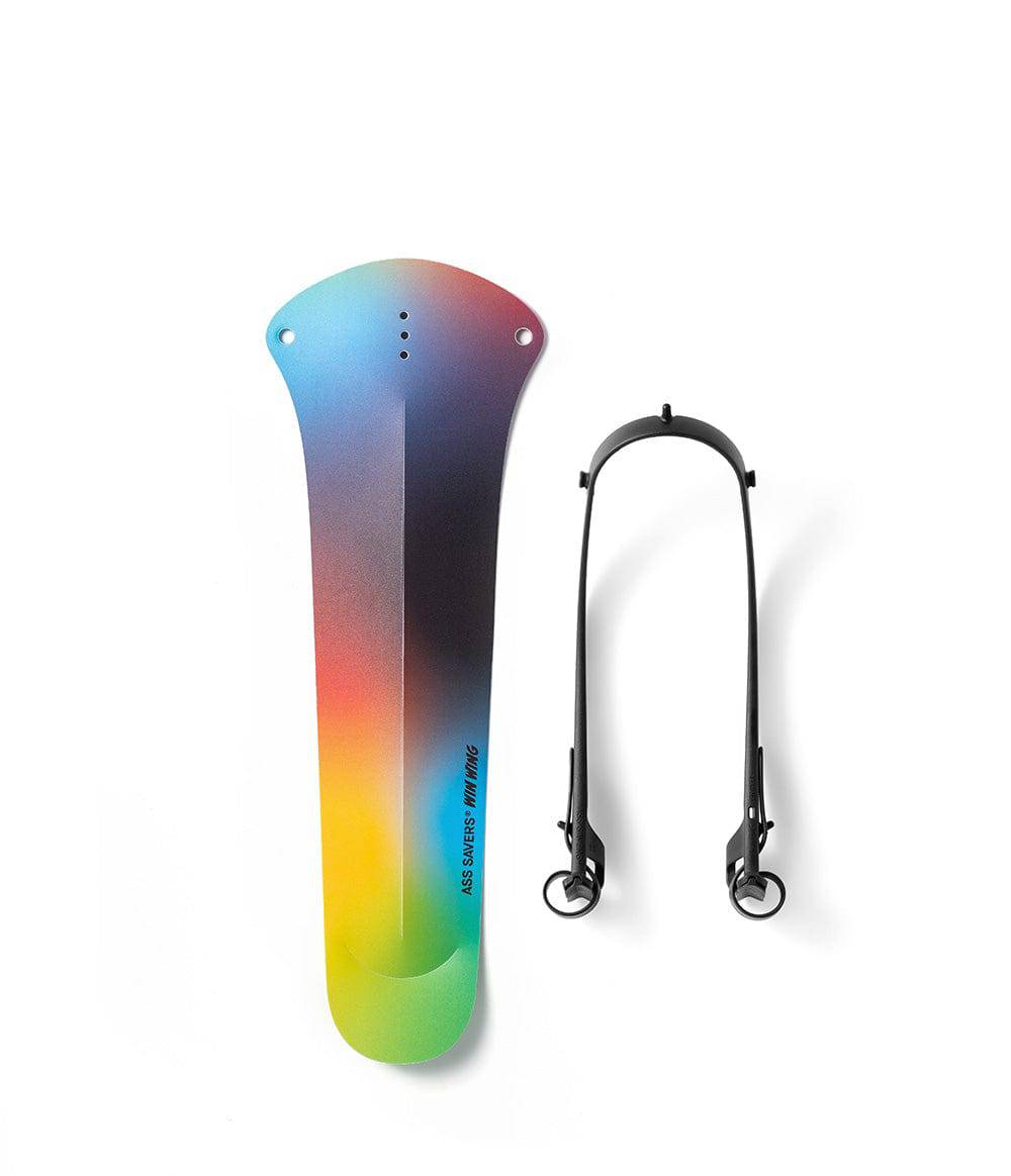 Ass Savers Win Wing 2 gravel bike mudguard attached to a tire, showcasing its tool-free installation and 60mm tire compatibility.