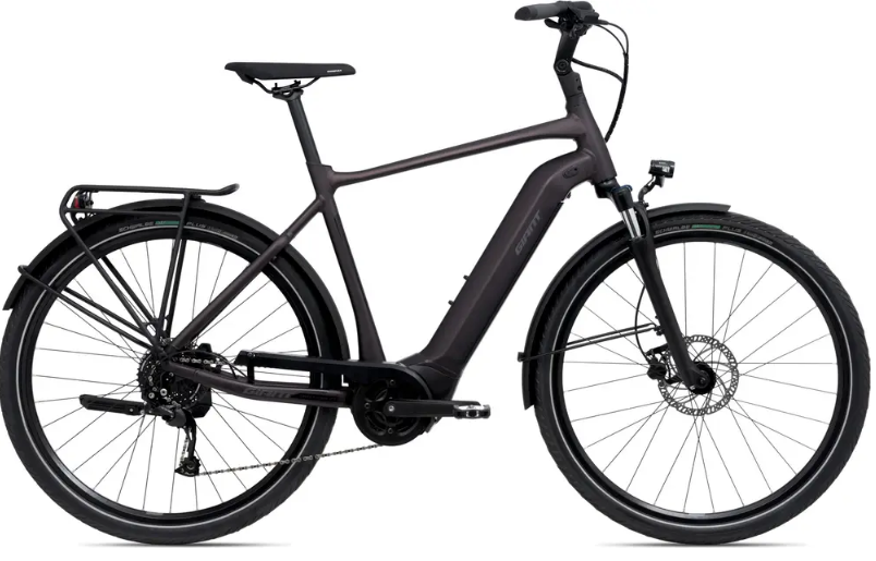 Giant DailyTour E+ 3 GTS 2022 electric hybrid bike with city frame, motor, and battery for urban commuting, side view image.