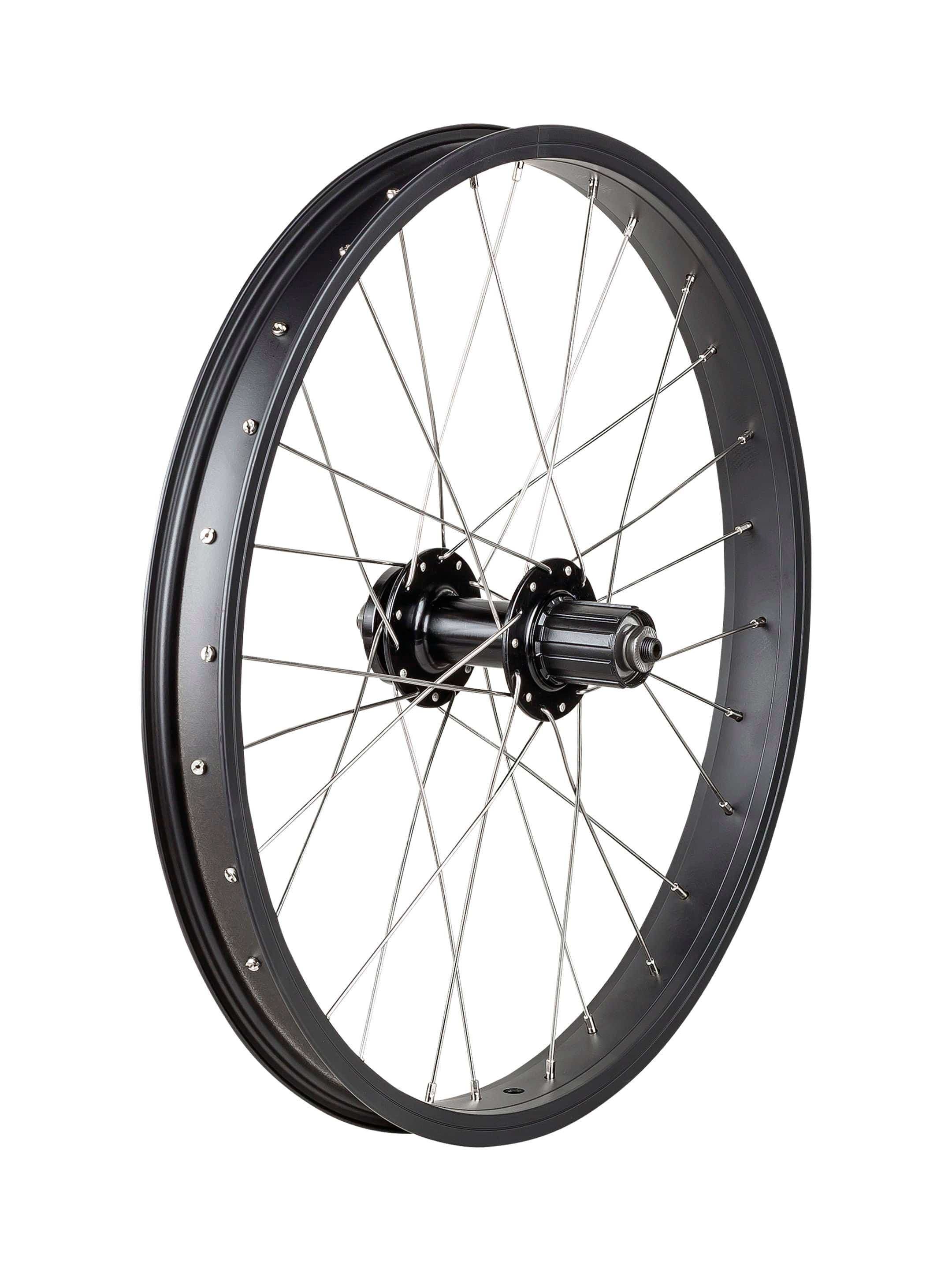 Trek Roscoe Boost 20-inch mountain bike wheel for trail riding, featuring durable components and Trek branding.