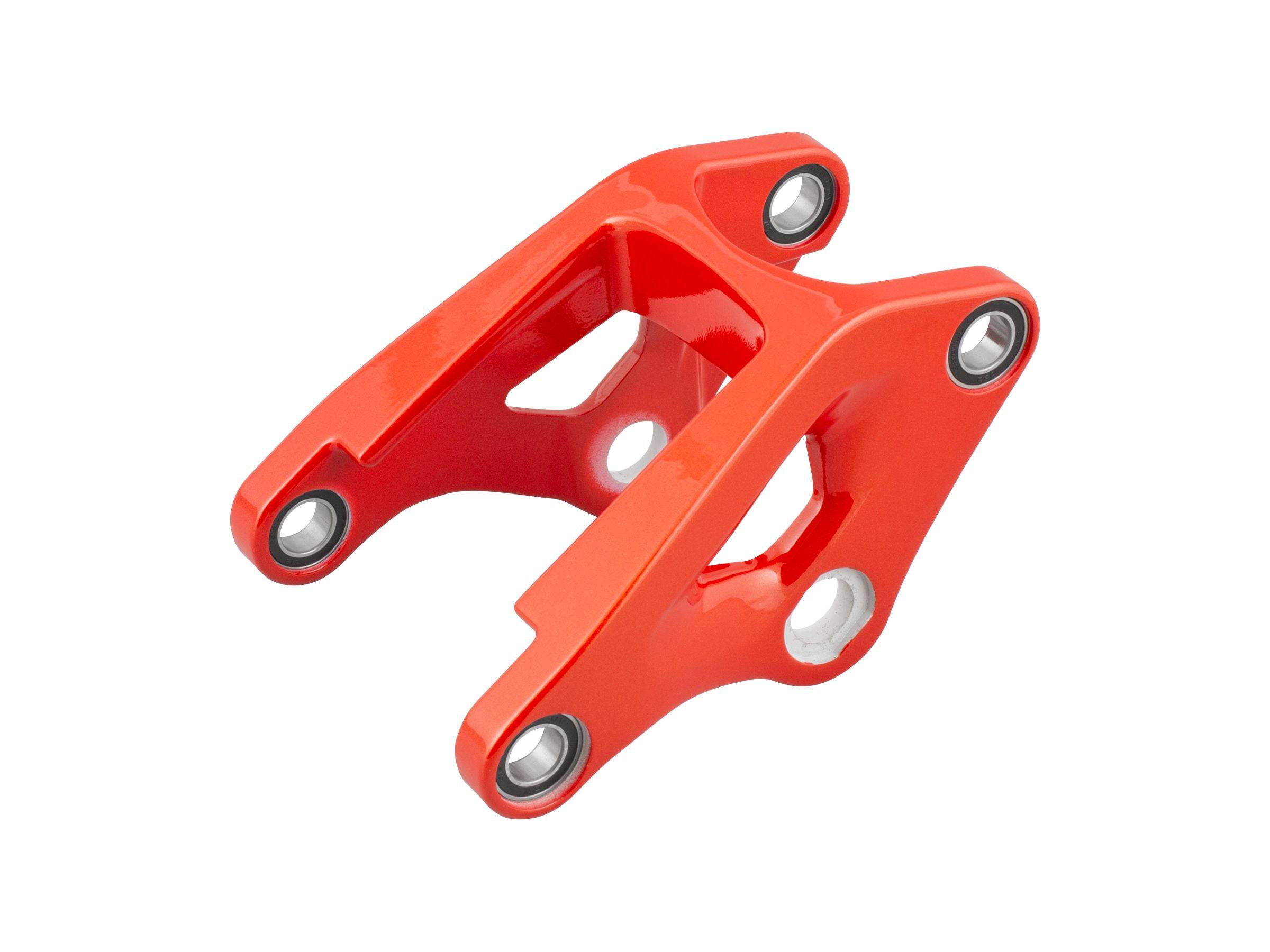 Trek Fuel EX 29 magnesium rocker link for 2023-2025 carbon frame mountain bike, showcasing durable components and precise fit.