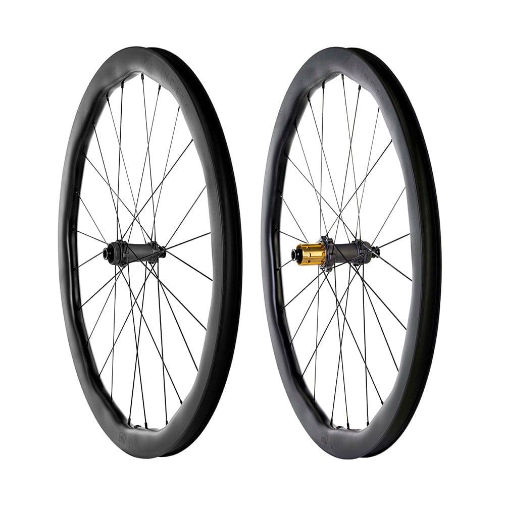 Princeton CarbonWorks Grit Evo 4540 Tactic disc wheelset for gravel and road racing, featuring aerodynamic carbon wheels.