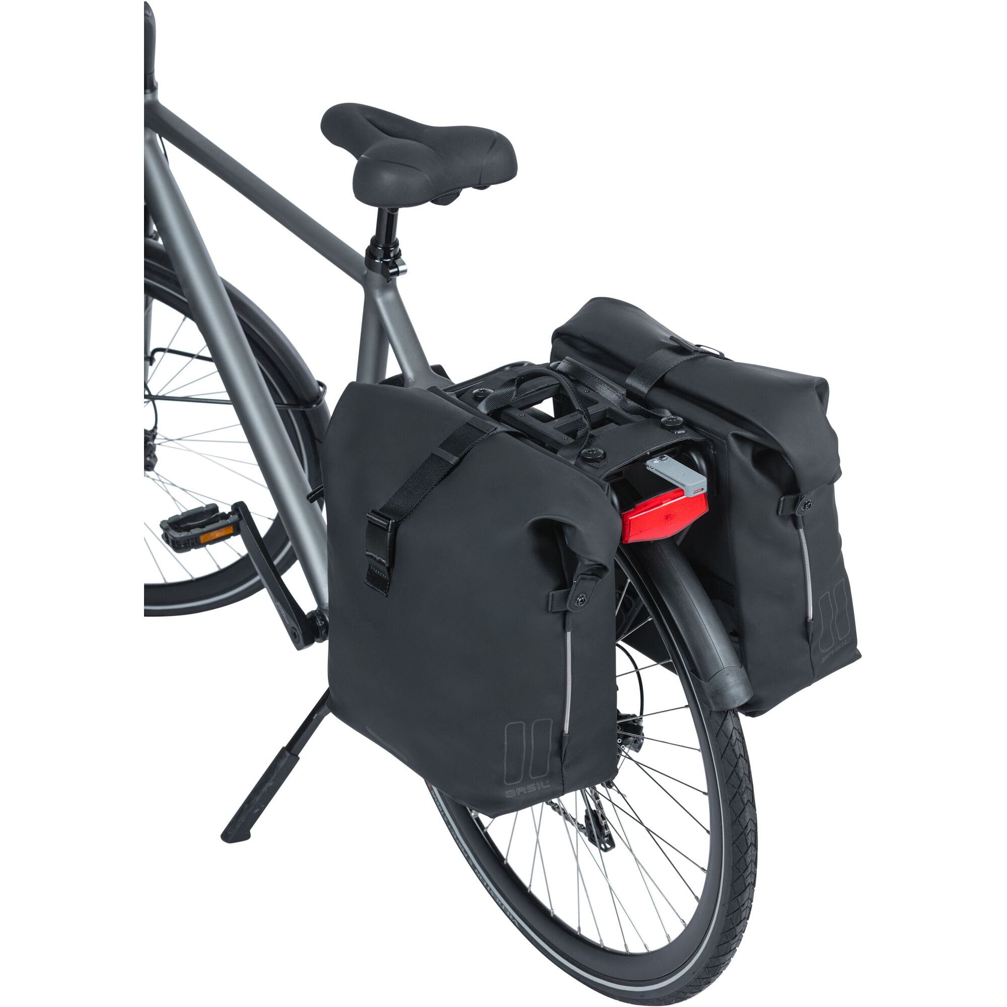 Basil SoHo Nordlicht MIK - bicycle double bag - 41 liter - night black