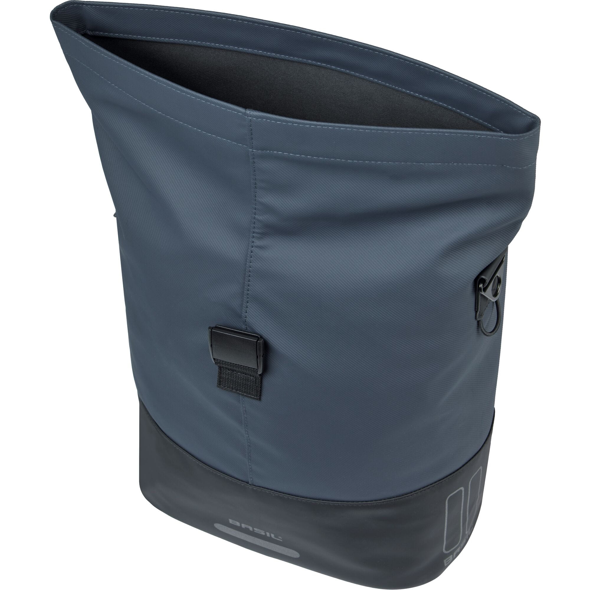 Basil Basil Cove shopper MIK Hooks