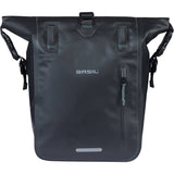 Basil Rivo M waterproof tarpaulin bike bag with MIK hooks and shoulder strap, designed for cycling accessories.