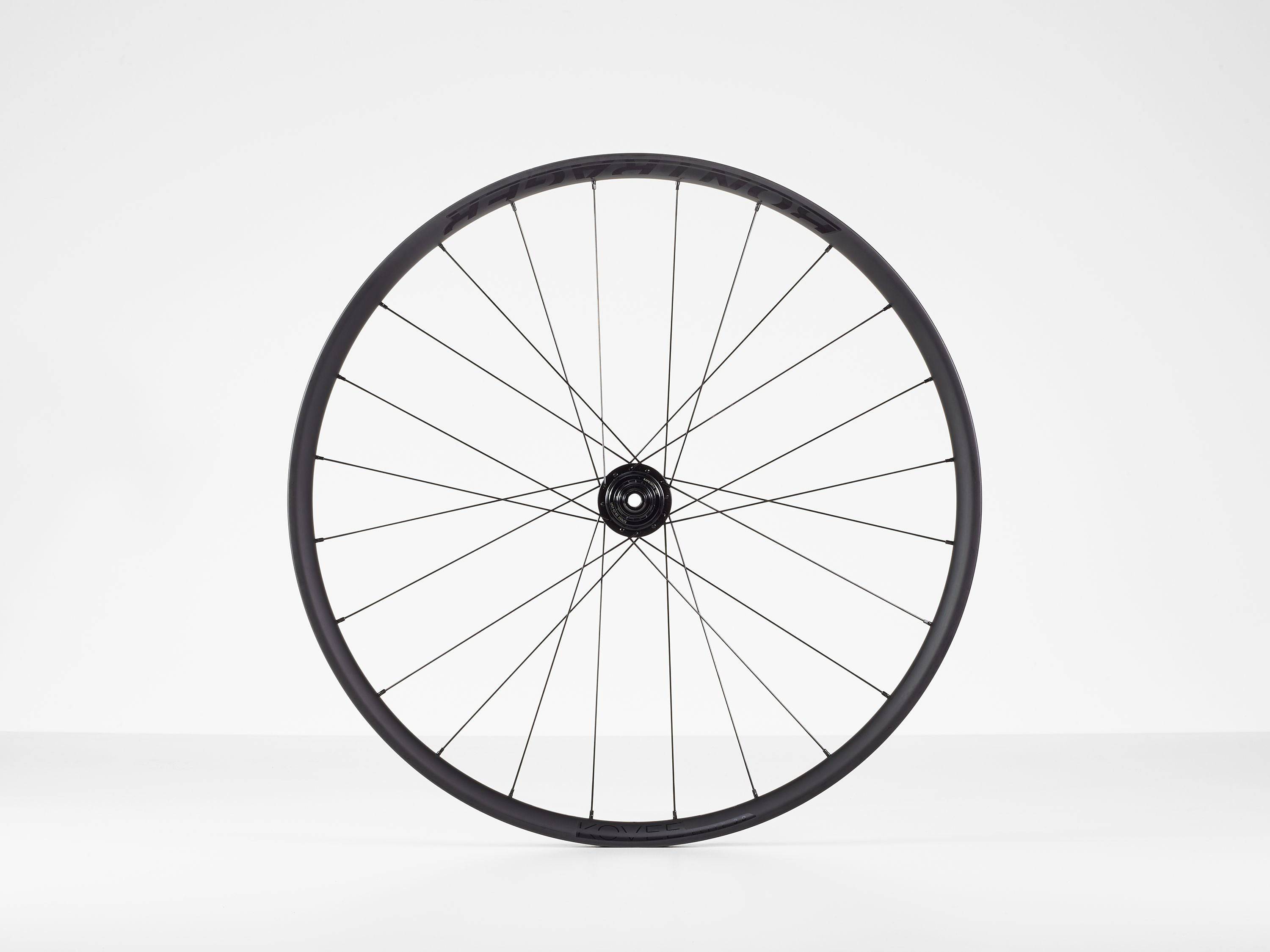 Bontrager Kovee Elite 30 TLR Boost 29 MTB wheel with carbon rim and tubeless ready beads, designed for mountain biking components