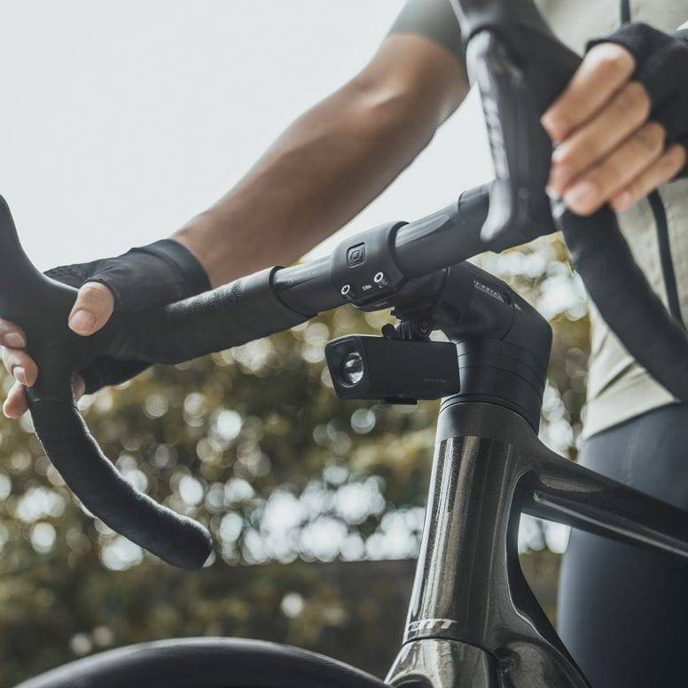 Topeak Stem Multi-Mount in black for attaching front bike lights and GoPro cameras to bike handlebars.