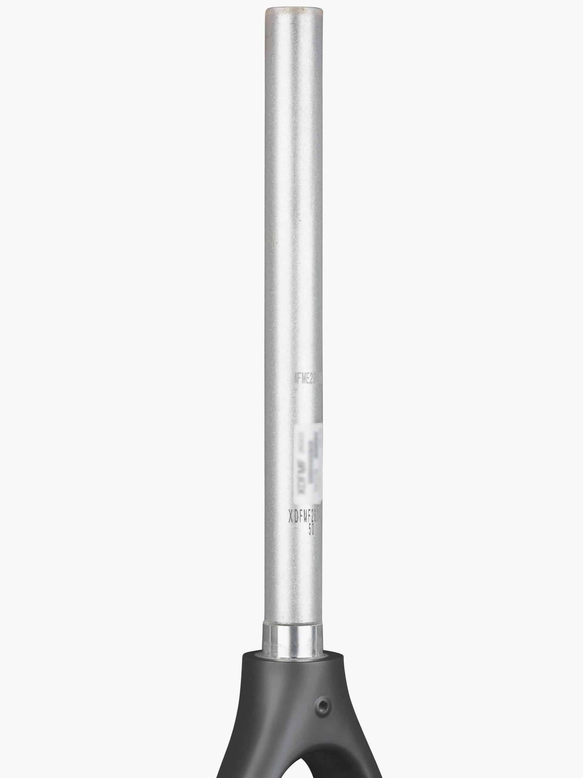 Trek FX 3 Disc 700c carbon fork in black with 50mm rake, suitable for pavement bikes, shown with 318mm length.