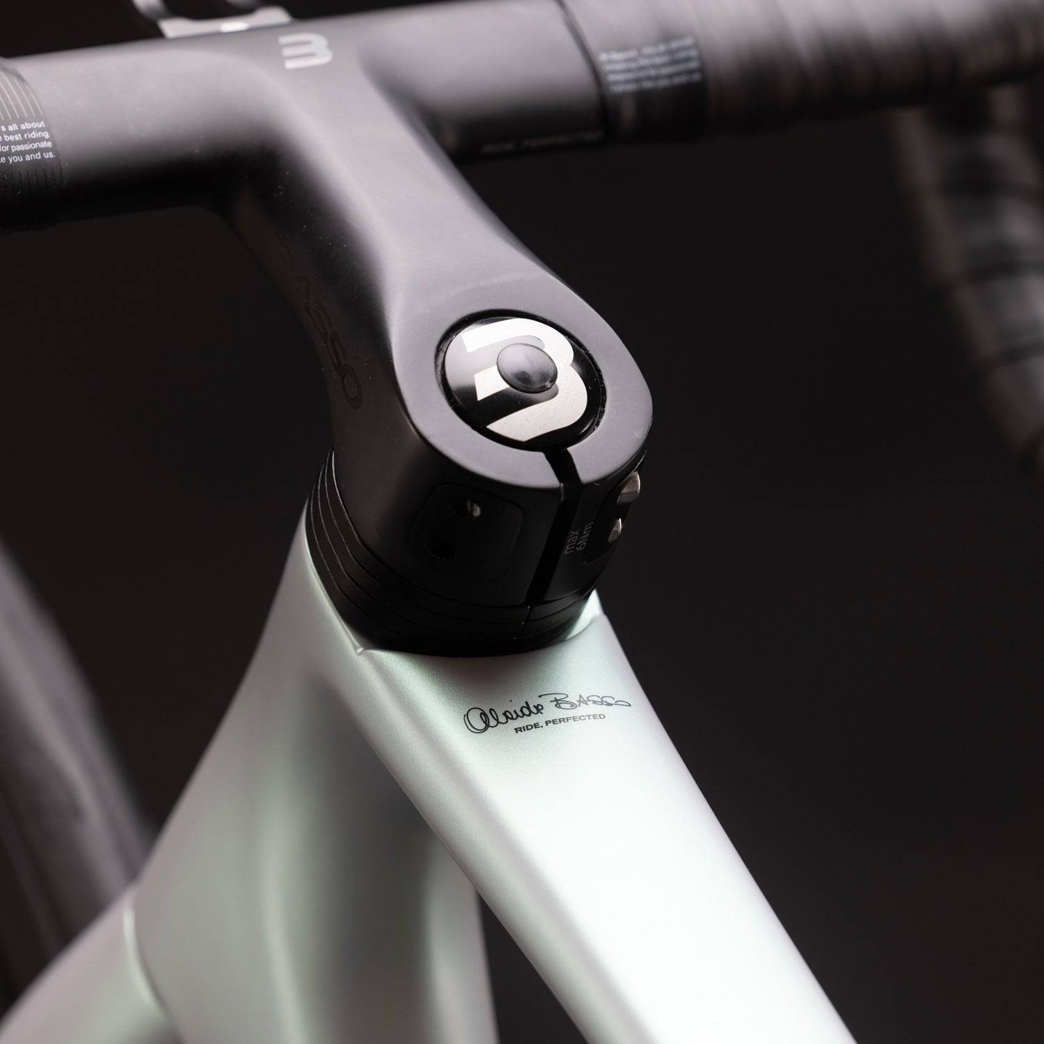 basso road frameset diamante frameset moon opal p137786