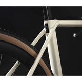 Basso Palta gravel bike frameset with Paradigma stem and carbon handlebars, featuring sleek frame design and high-performance components.