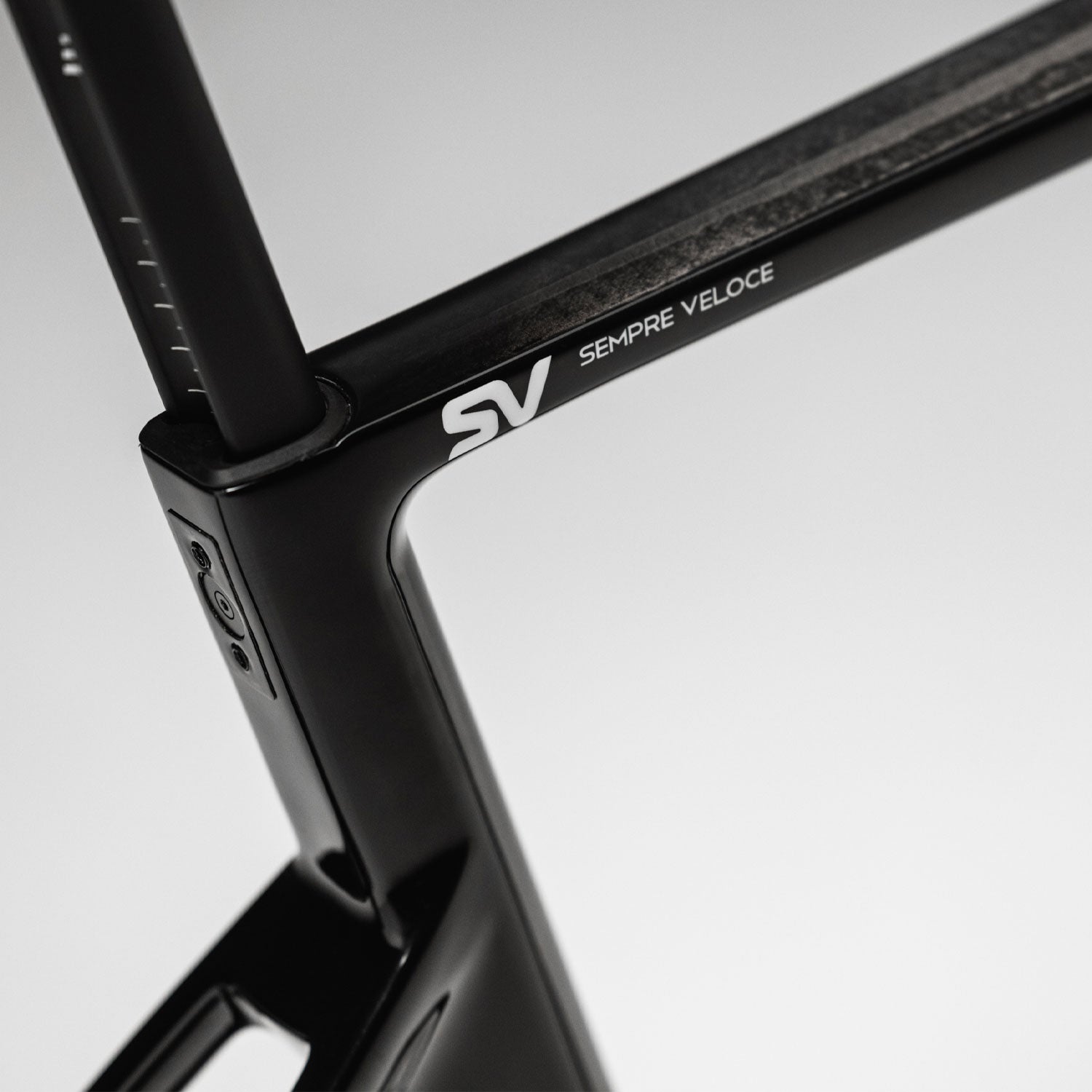 Basso SV Super Record 13x wireless road bike featuring Campagnolo disc brakes and aerodynamic frame design.