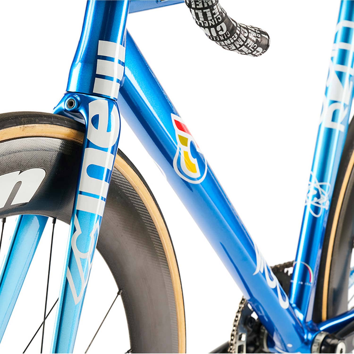 Cinelli Vigorelli alloy blue track frame with Columbus Futura SL carbon fork, suitable for racing and urban cycling.