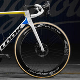 Campagnolo Bora Ultra WTO 60 Team Edition road cycling wheelset with aerodynamic rims and 2-Way Fit tubeless compatibility.