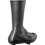 Shimano Unisex Dual Fit rain shoe cover with SplashShield technology for cycling, showing waterproof design and adjustable fit.