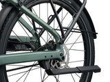 Giant Explore E+ 2 Stagger MY26 electric hybrid bike with SyncDrive Sport2 motor, featuring a sleek frame and advanced safety features.