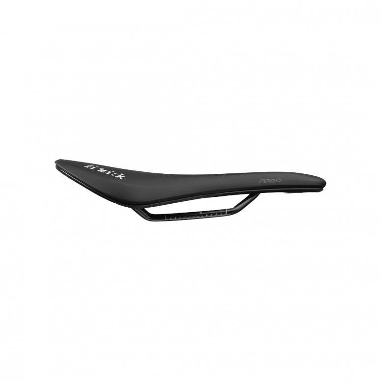 Fizik Vento Argo X5 off-road racing saddle for XC and gravel riding, lightweight and ergonomic bike component.