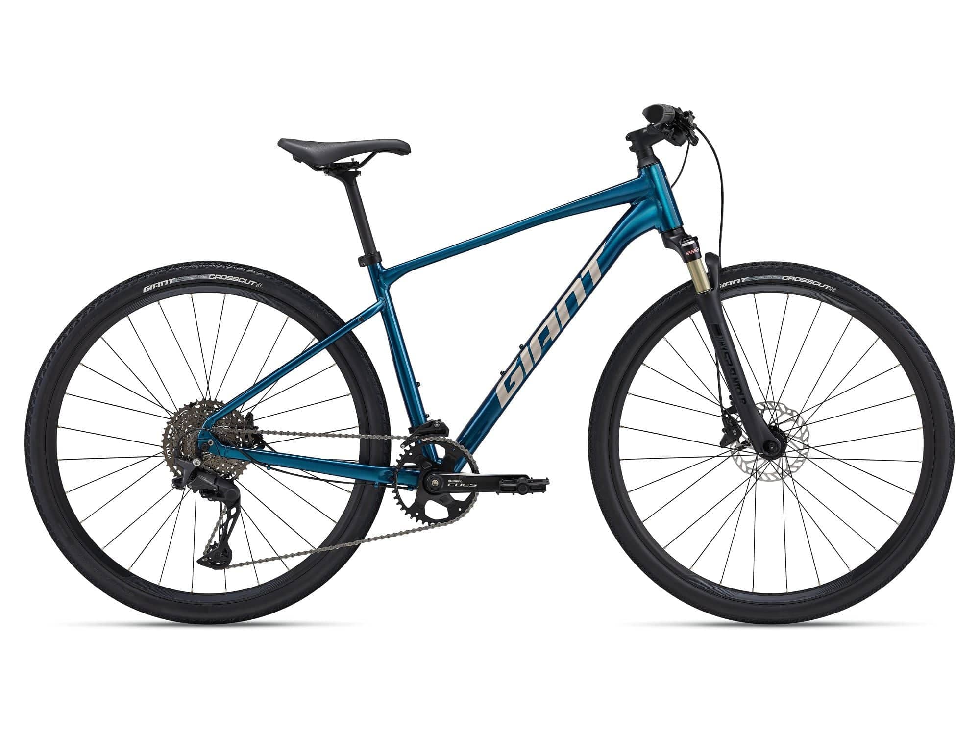 Giant Roam Disc 0 hybrid bike with Shimano CUES U6000 drivetrain, XL frame, black and silver, side view
