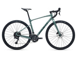 Giant Revolt 1 MY26 gravel bike with adjustable wheelbase and endurance geometry, designed for versatile off-road riding.