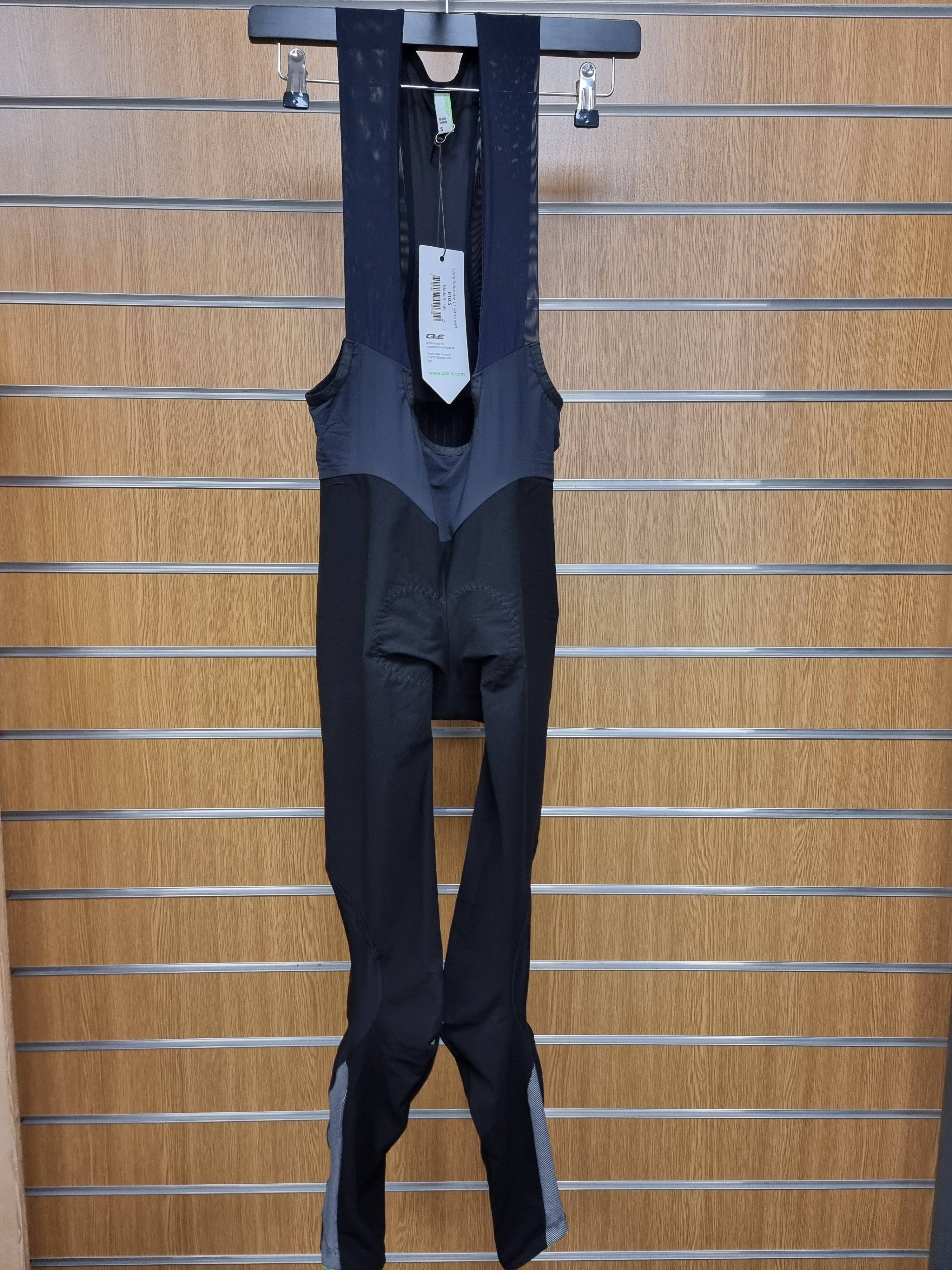 Q36.5 Long Salopette L1 Bib-Tight with Insert, water-repellent cycling tights, close-up of black cycling clothing with adjustable straps