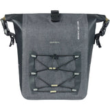 Basil Panniers & Bags - Navigator Storm M single pannier bag 12-15L black | Swinnerton Cycles