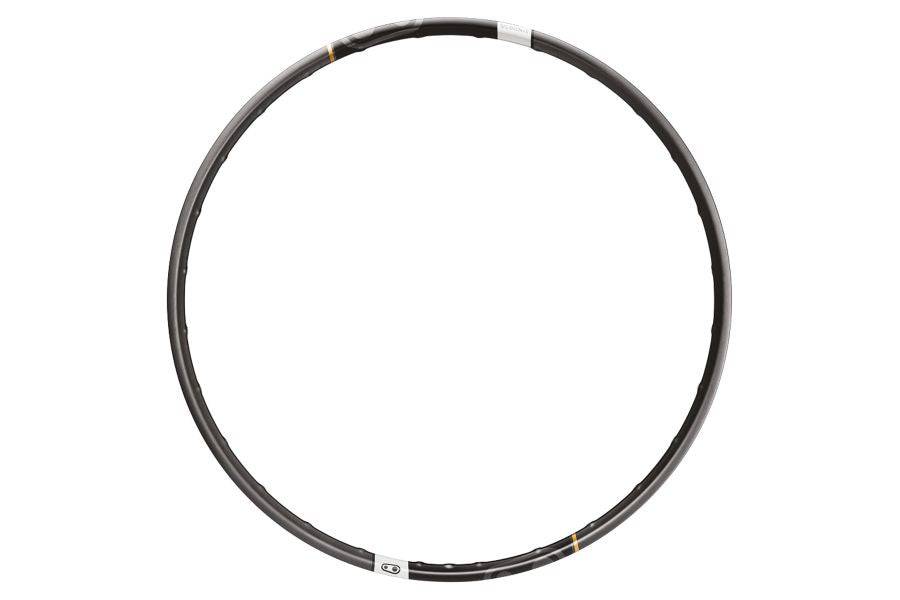 Crank Brothers Synthesis XCT carbon MTB rim with tubeless compatibility, designed for mountain bike wheel upgrades.