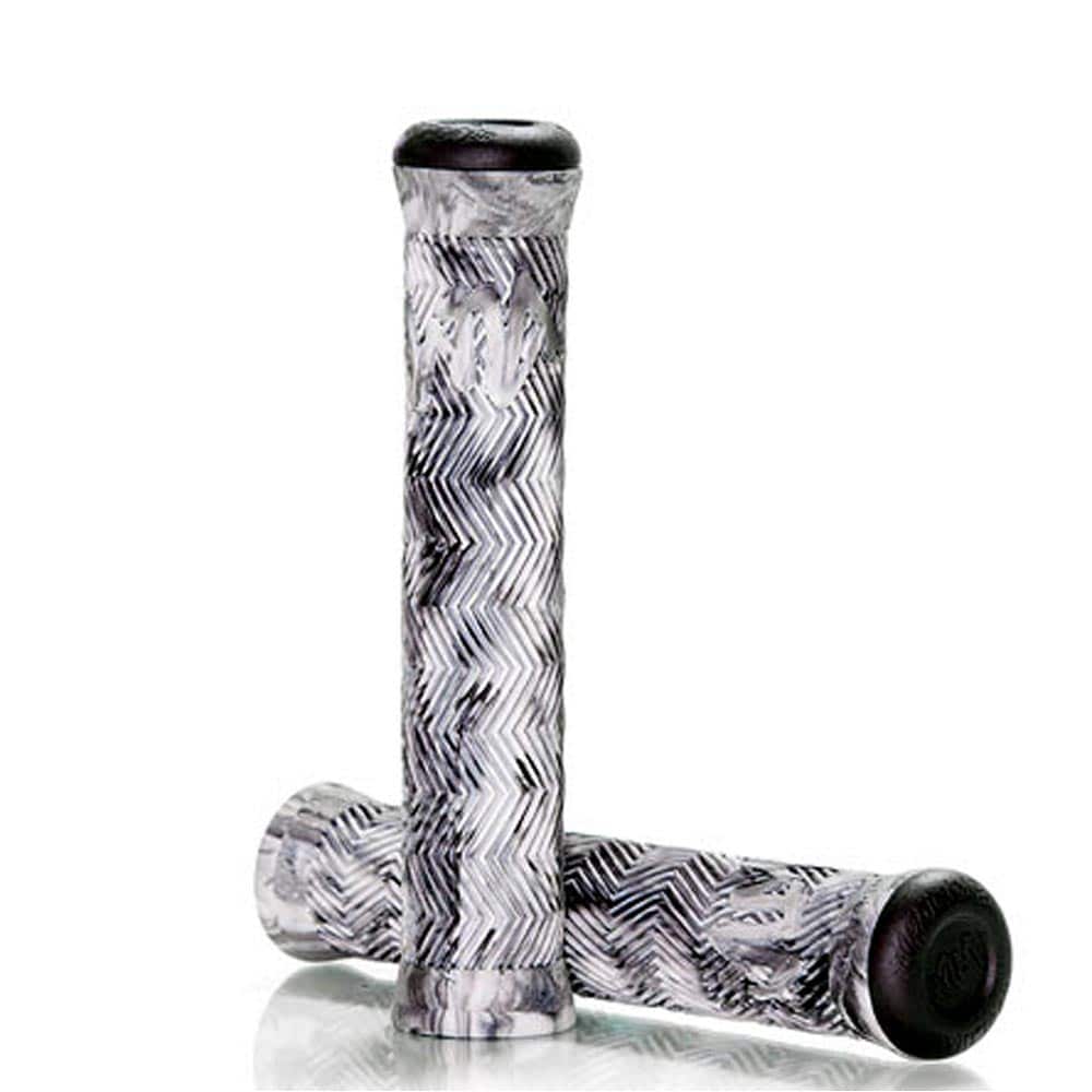 Black Volume BMX VLM Flangeless grips with soft, durable handles and 28.7mm diameter for BMX handlebar control